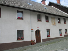 Отель Apartments Pocitnice Podkoren, Краньска Гора
